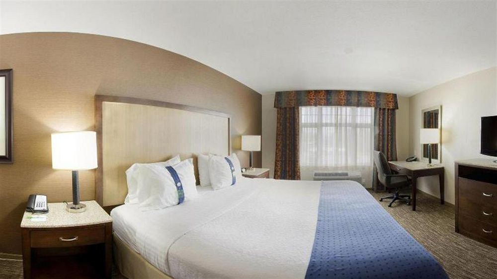 Holiday Inn Hotel & Suites Surrey East - Cloverdale By Ihg Ngoại thất bức ảnh