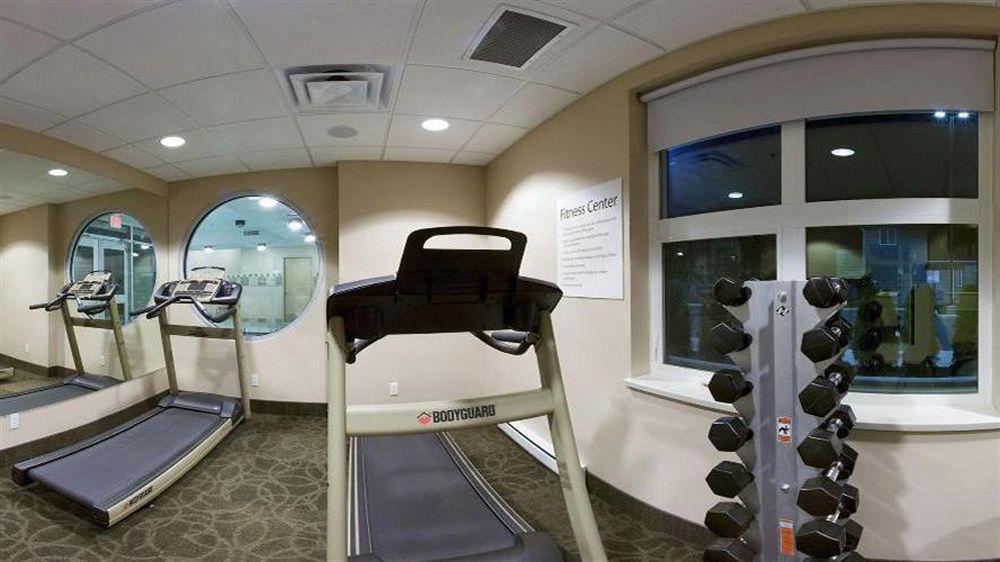 Holiday Inn Hotel & Suites Surrey East - Cloverdale By Ihg Ngoại thất bức ảnh